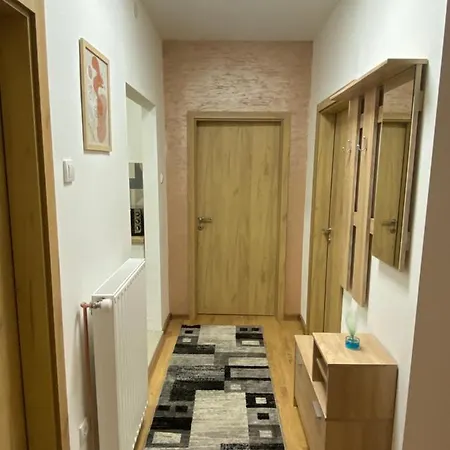 Lägenhet Golden Royal Kragujevac